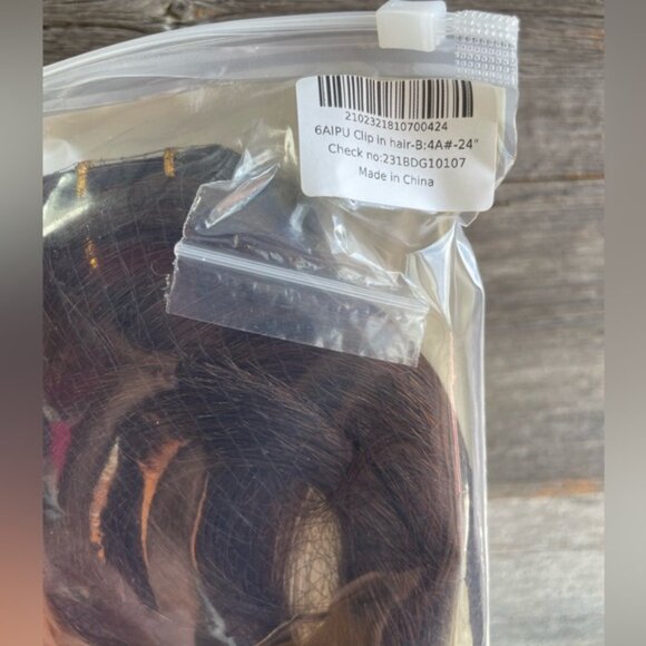 NIB 24” invisi edge chocolate brown 4A 160g clip in hair extensions - Picture 3 of 9